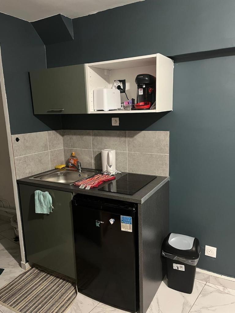 Apartamento Charmant Studio Dans Maison Sarcelles Exterior foto